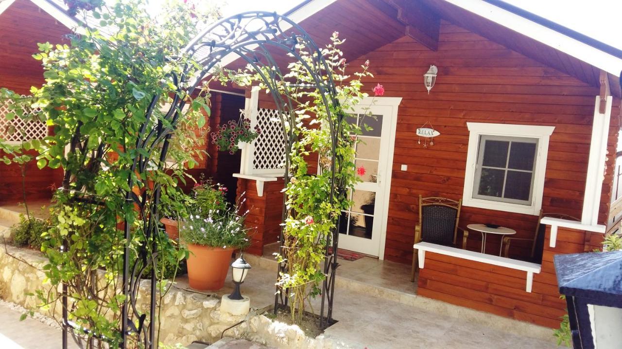 Guest House Yanita Varna Exterior photo